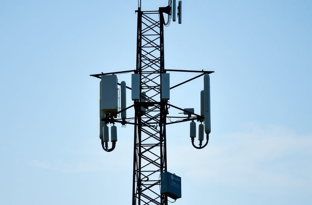 Telecomunicaciones: Abinader busca mayor competencia para reducir precios
