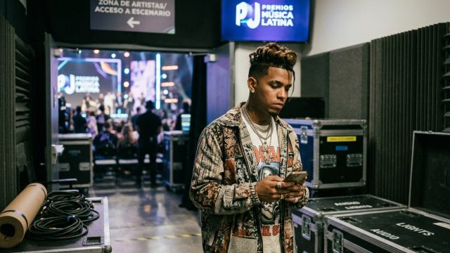 Kiko El Crazy se retrasa y no asistirá a Premios Juventud por problemas de visado