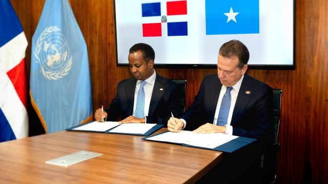 República Dominicana y Somalia firman acuerdo de relaciones diplomáticas
