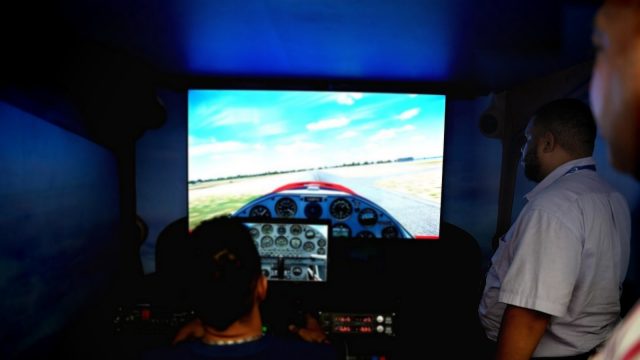 Tecnología y aviación brillan en la FILSD 2026