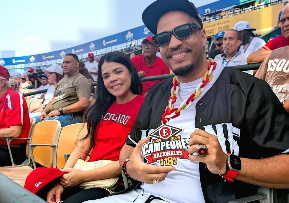 Béisbol dominicano: Licey y Escogido se enfrentan en el Quisqueya