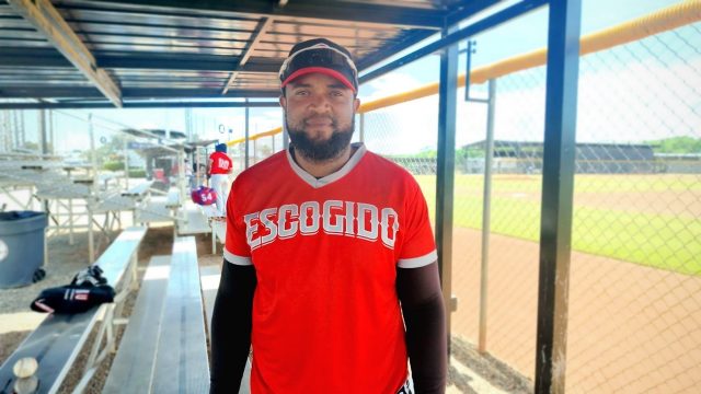 Brito destaca armonía y juventud en los Leones del Escogido