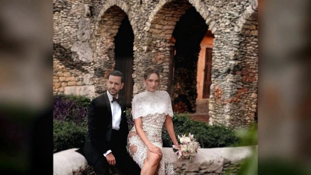 Carlos Durán y Zoe Roberta se casan en íntima ceremonia en la Zona Colonial