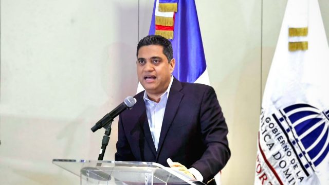 Fútbol: Kelvin Cruz pide disculpas a jugadores haitianos