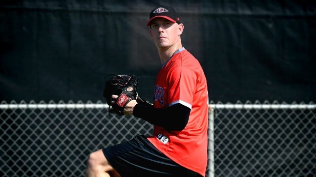 Jeremy Rhoades abre la temporada de los Leones del Escogido