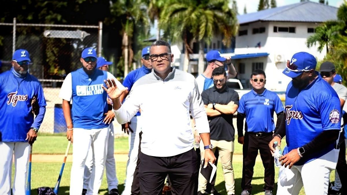 Licey planea integrar a Ronny Mauricio y Miguel Andújar en noviembre
