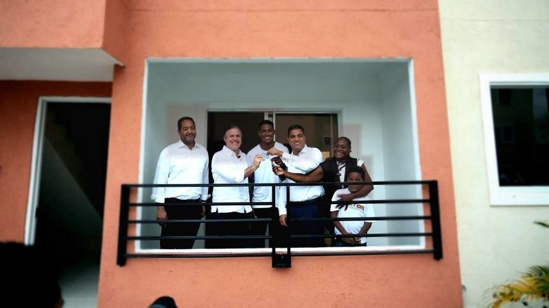 Entrega de apartamento a atleta Christopher Melenciano