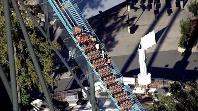 Muerte en montaña rusa Goliath en parque de diversiones de Georgia