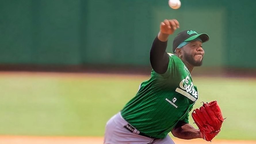 Neftalí Féliz libre después de tres temporadas con Estrellas Orientales
