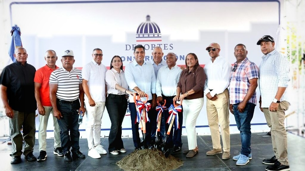 Nuevo techado multiuso en Hostos impulsa deporte juvenil