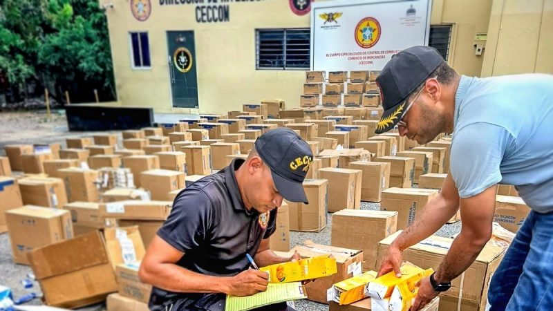 Red ilegal de fármacos incautada en Santo Domingo Este