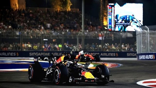 Verstappen triunfa en Singapur y alcanza su 73.º título en F1